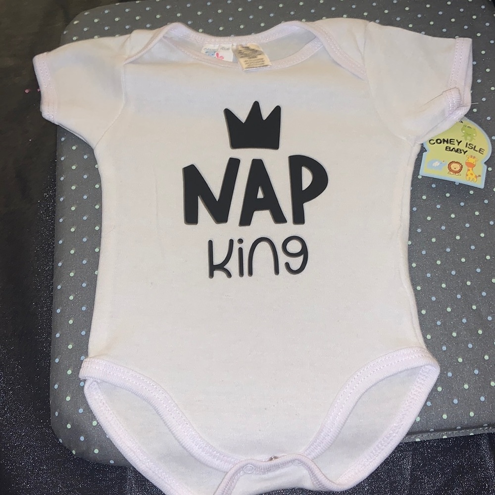 Cony isle baby onesie personalized size 6-9 months